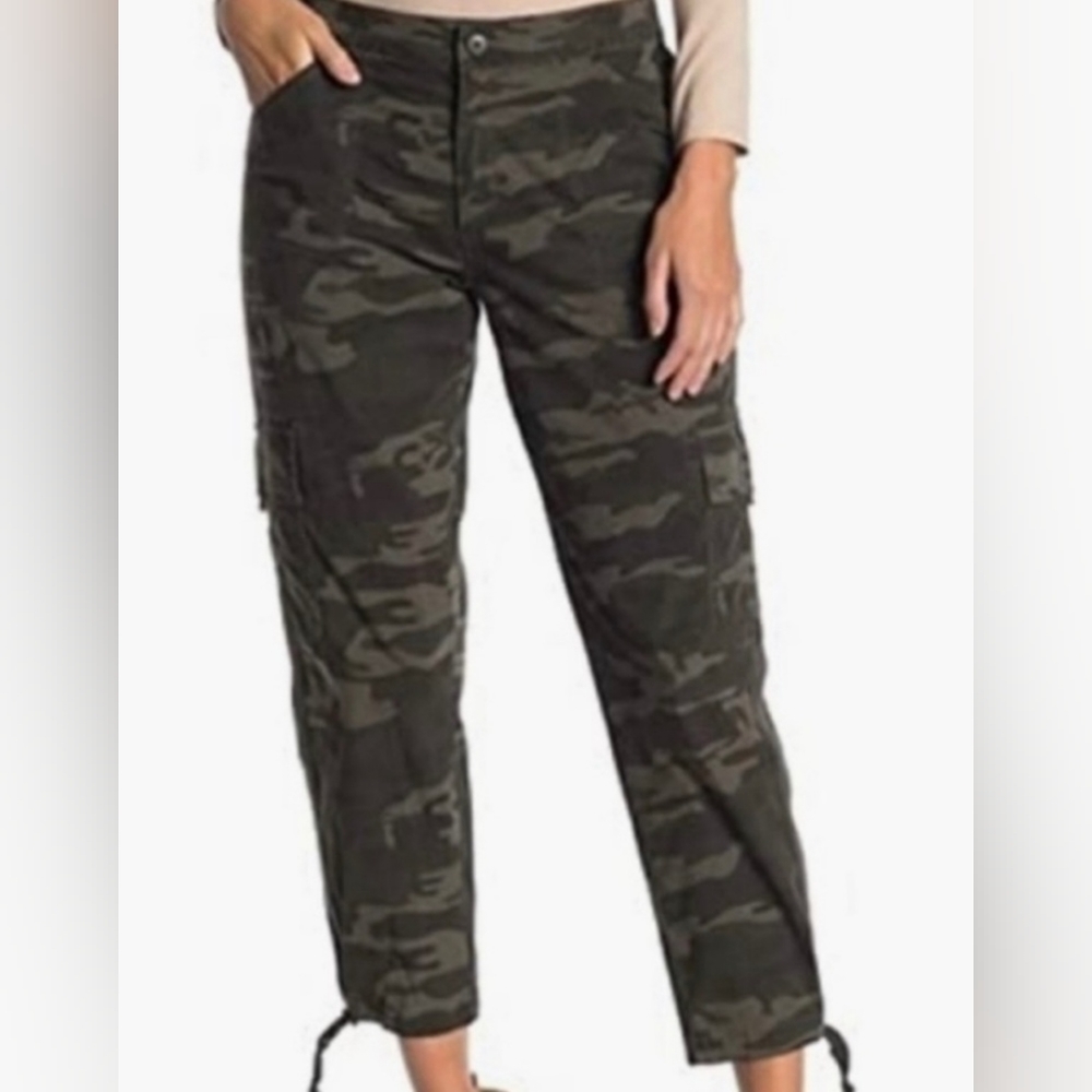 Sanctuary Cargo Pants, camouflage (dark print), Large.